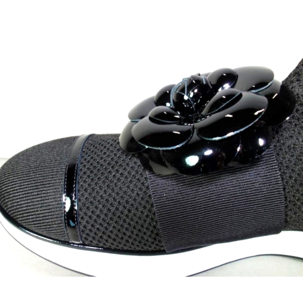 Chanel KNIT/PATENT CALFSKIN SNEAKERS  - Brand New witg tag - Picture 6 of 6